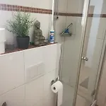 Apartment Luxury In Duisburg-rahm - Business & Leisure - 'netflix-minibar' *