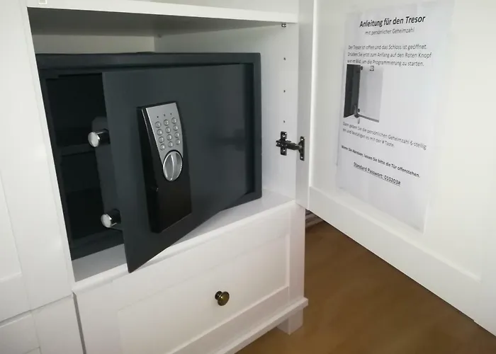 Luxury In Duisburg-rahm - Business & Leisure - 'netflix-minibar' Апартаменты Дуйсбург