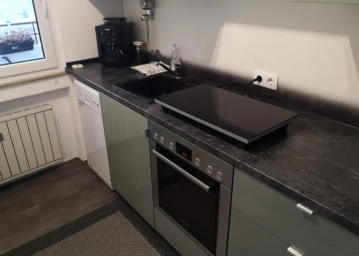 Luxury In Duisburg-rahm - Business & Leisure - 'netflix-minibar' 杜伊斯堡